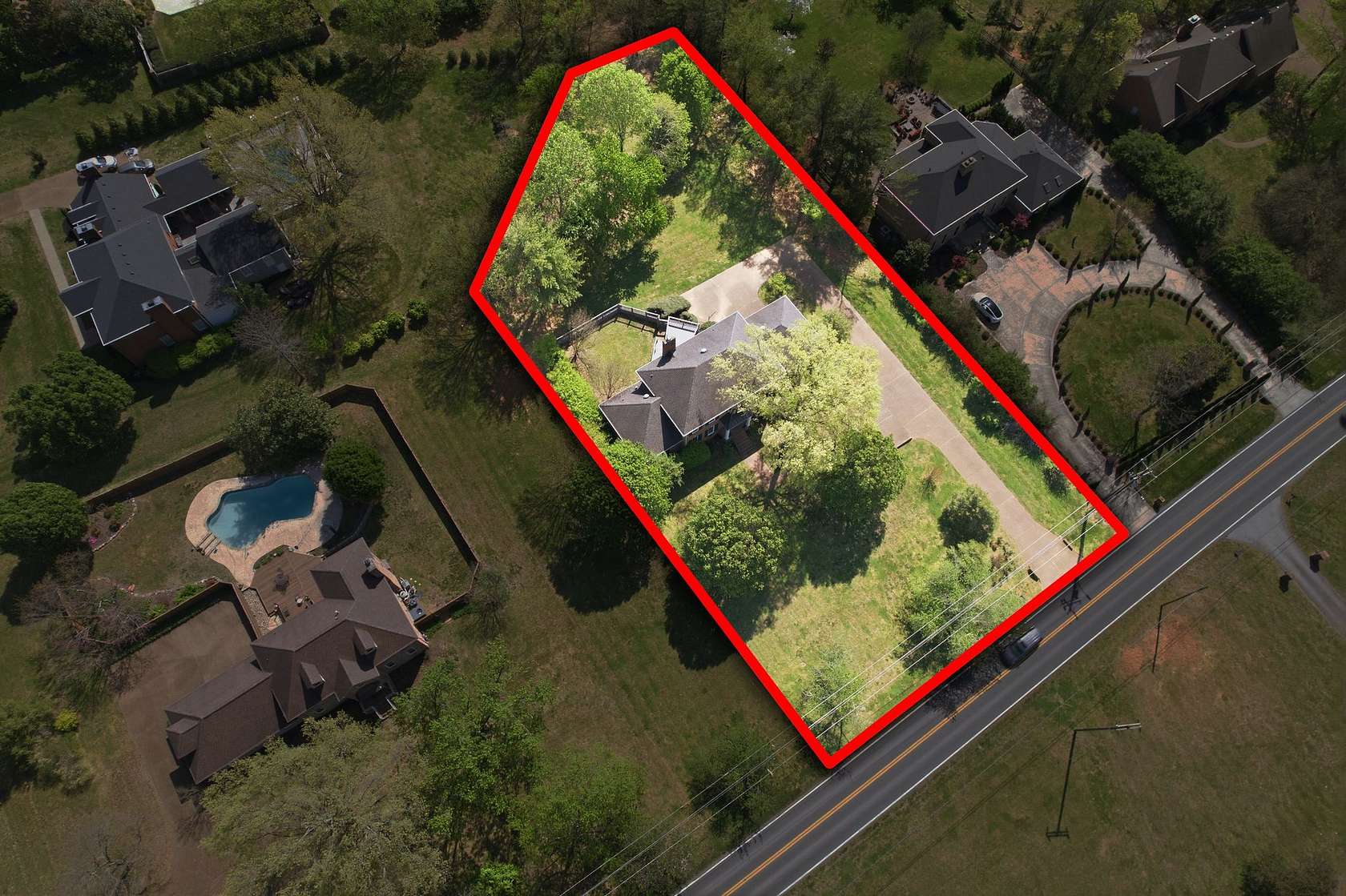 0.98 Acres of Residential Land for Sale in Brentwood, Tennessee