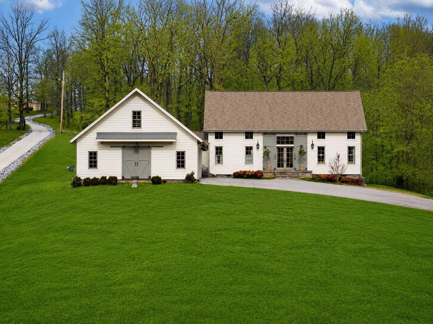 9.7 Acres of Land with Home for Sale in Dickson, Tennessee