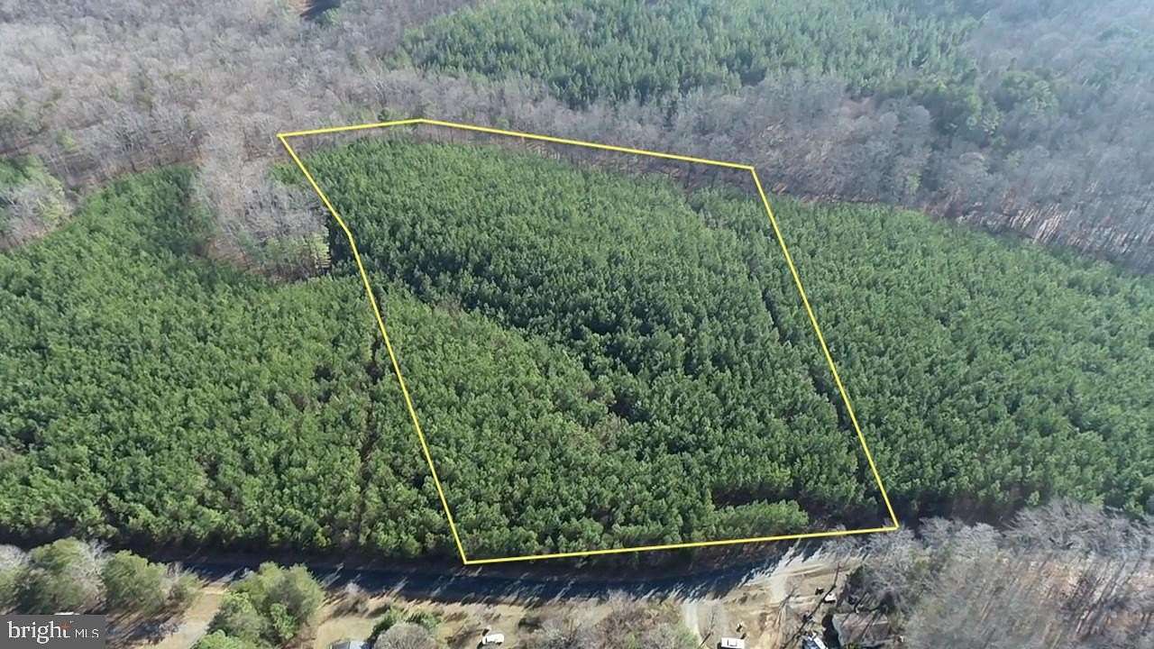 11.5 Acres of Recreational & Residential Land for Sale in Arvonia, Virginia