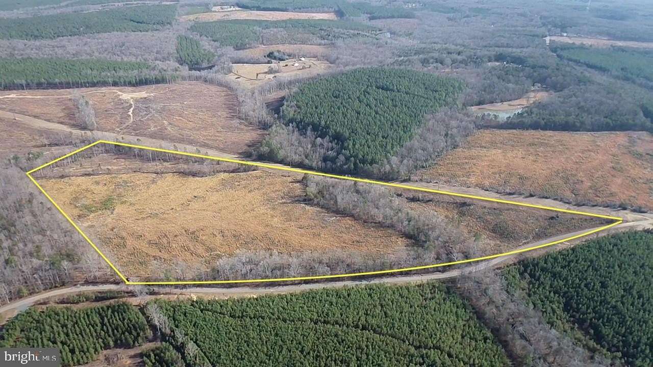 35 Acres of Recreational & Residential Land for Sale in Kents Store, Virginia