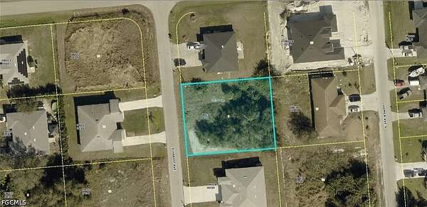 0.29 Acres of Land for Sale in Lehigh Acres, Florida