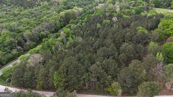 7 Acres of Residential Land for Sale in Madison, Georgia