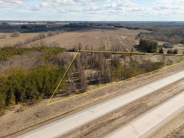3 Acres of Commercial Land for Sale in Sturgeon Bay, Wisconsin