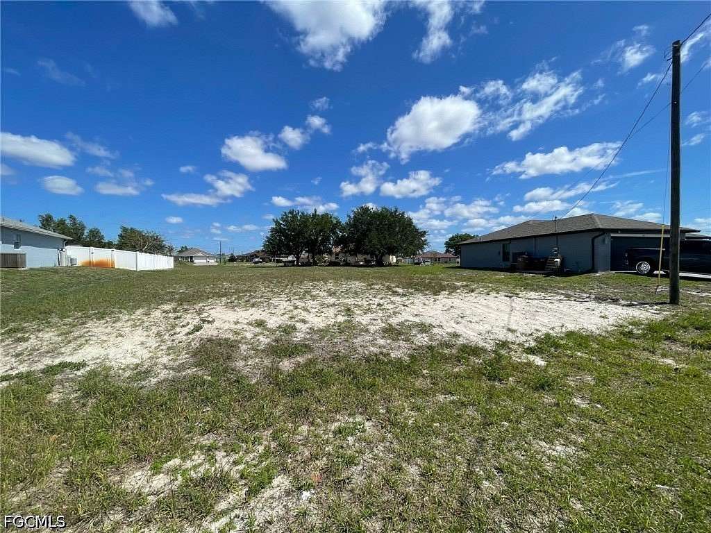 0.3 Acres of Mixed-Use Land for Sale in Cape Coral, Florida