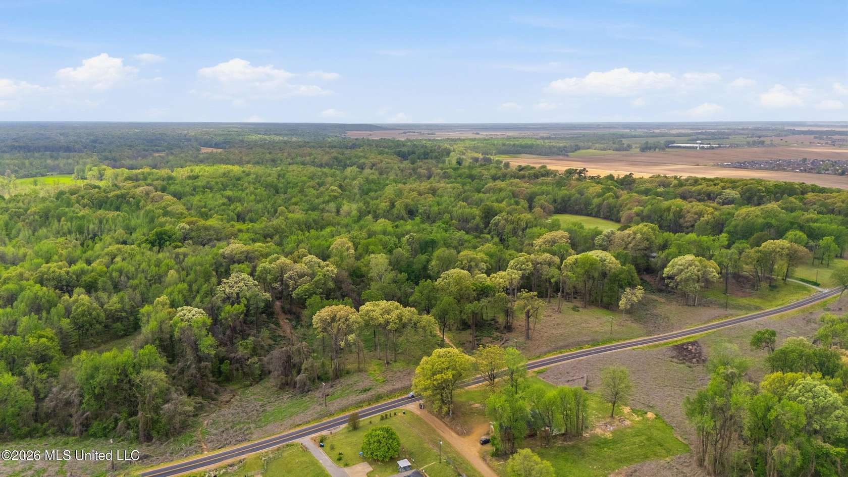 39 Acres of Land for Sale in Walls, Mississippi