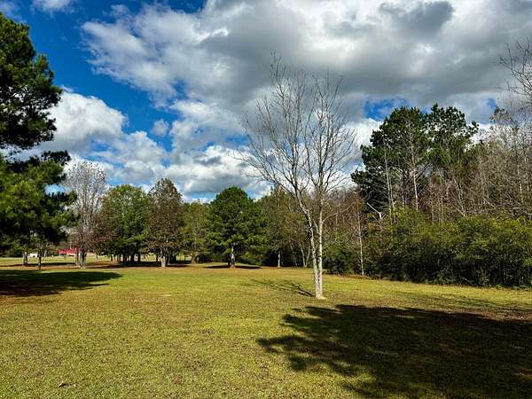 4.7 Acres of Land for Sale in Baldwyn, Mississippi