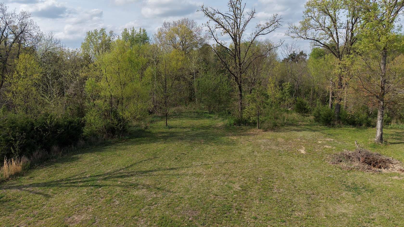 1 Acre of Residential Land for Sale in Wilburton, Oklahoma