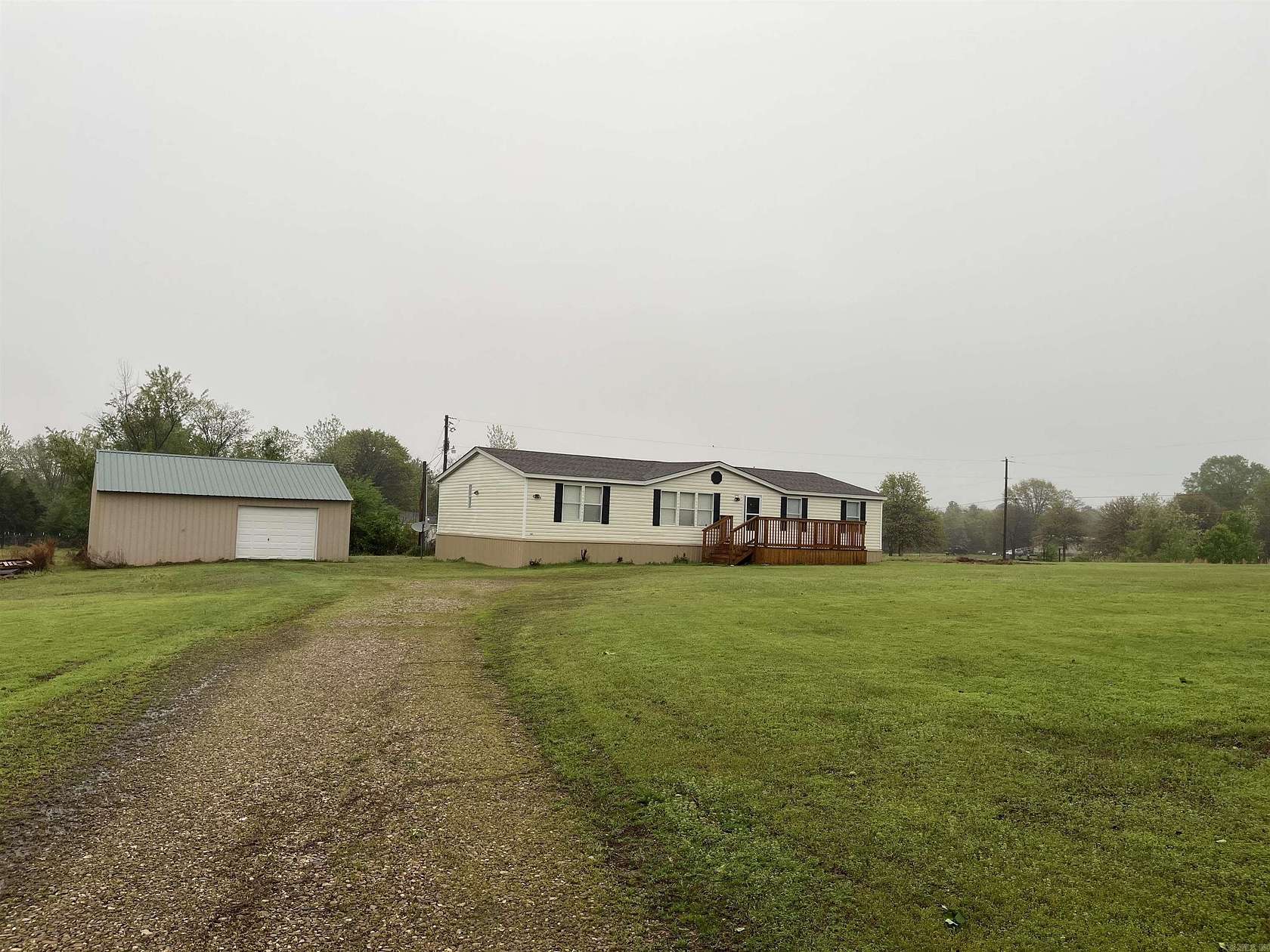 2.12 Acres of Land with Home for Sale in Greenbrier, Arkansas