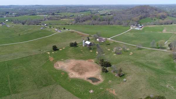 45.6 Acres of Agricultural & Residential Land for Sale in Somerset, Kentucky