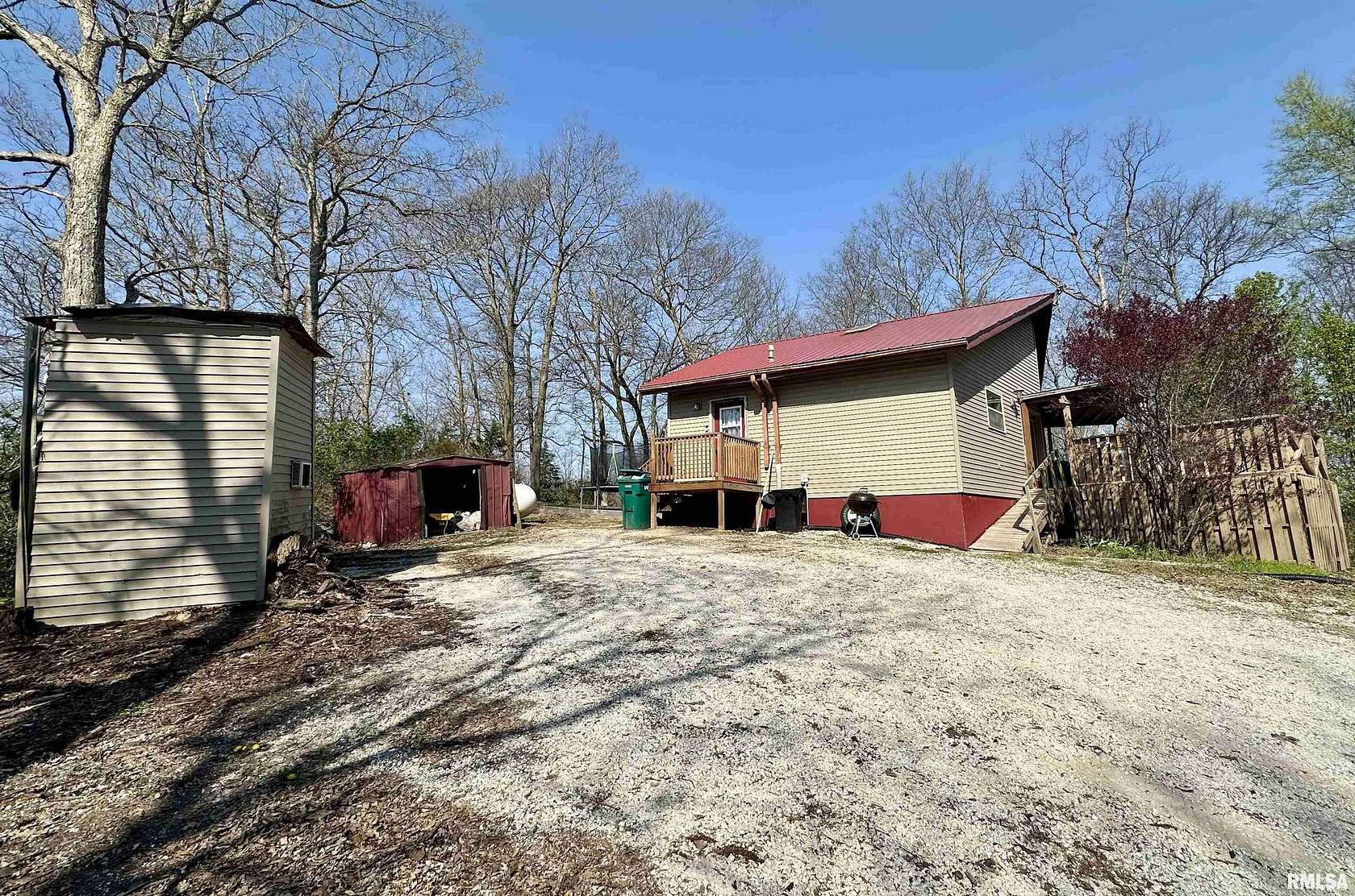 8.9 Acres of Land with Home for Sale in Arenzville, Illinois