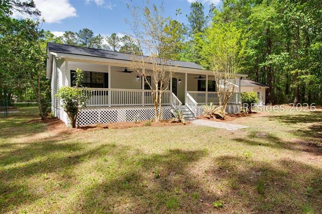 3.34 Acres of Land with Home for Sale in Ridgeland, South Carolina