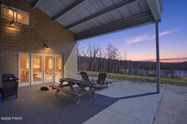 16.5 Acres of Recreational Land with Home for Sale in Lake Ariel, Pennsylvania