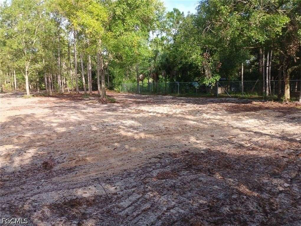 1.25 Acres of Residential Land for Sale in Clewiston, Florida