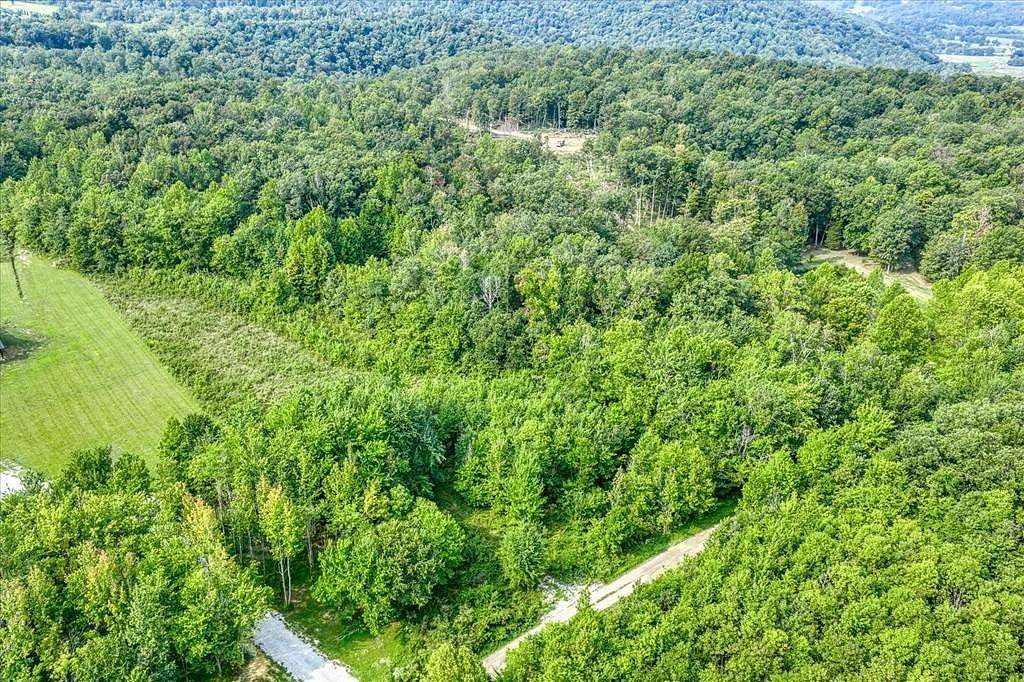 5.87 Acres of Residential Land for Auction in Cookeville, Tennessee