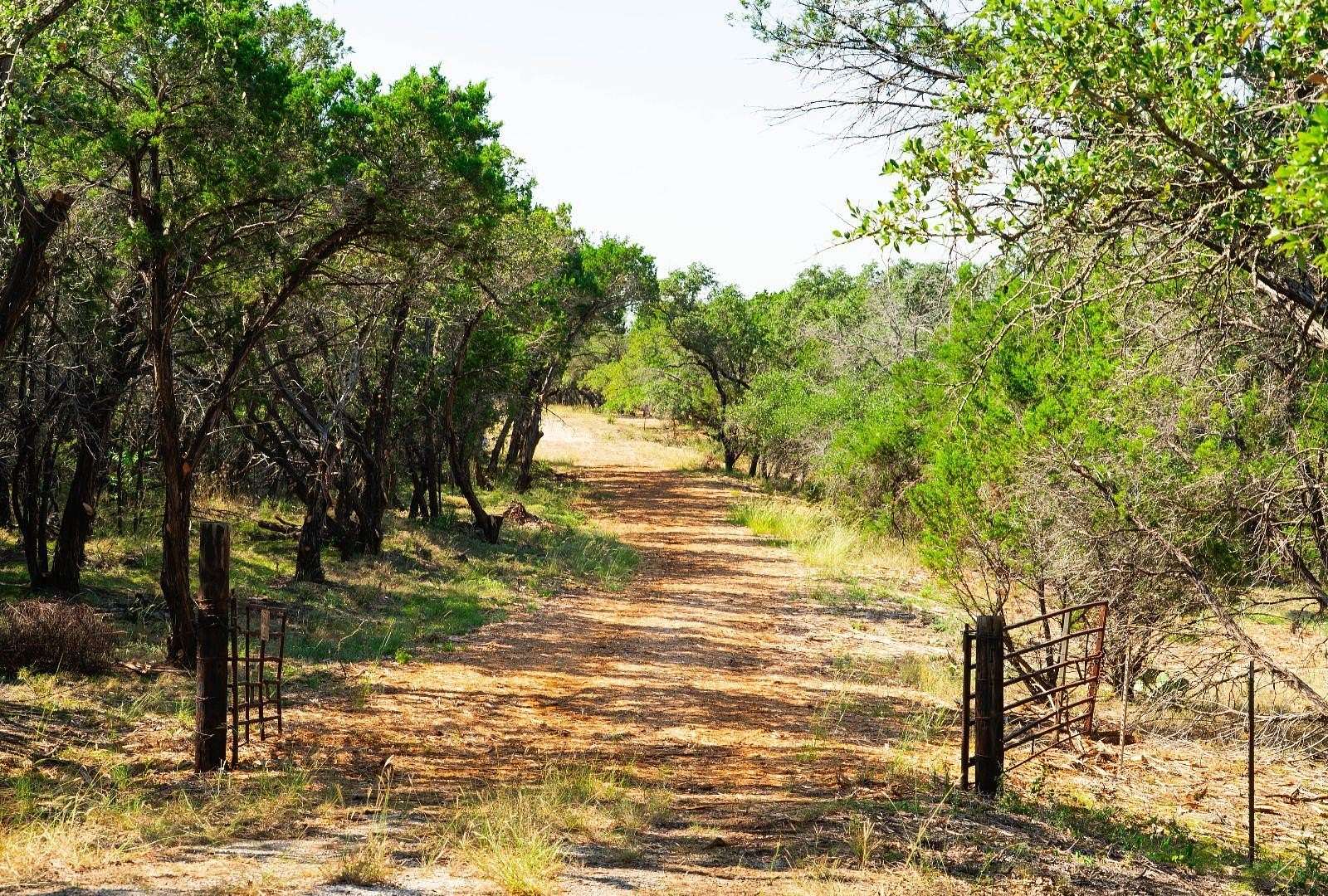 40 Acres of Land for Sale in Spicewood, Texas