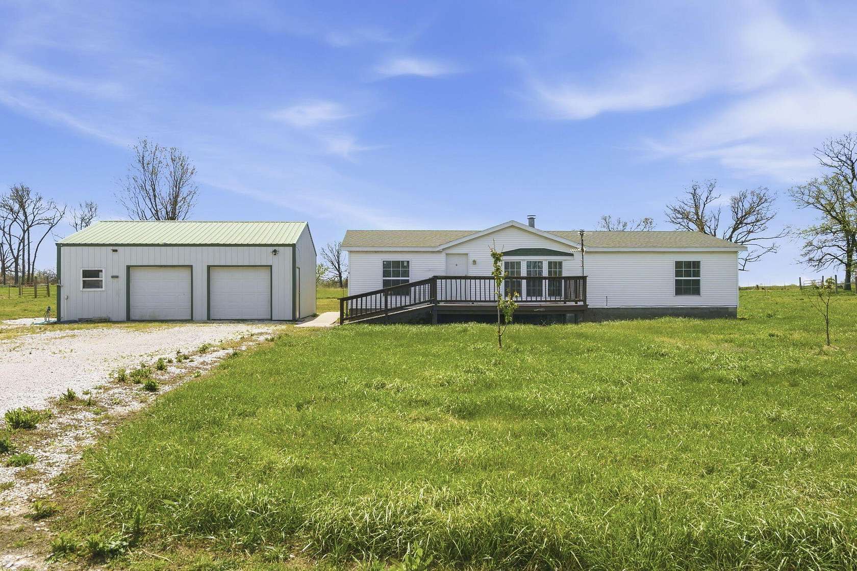 20.6 Acres of Land with Home for Sale in La Russell, Missouri