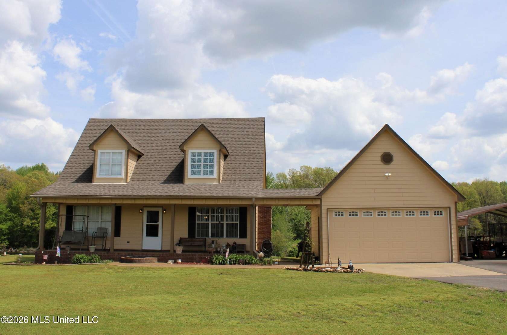 2.6 Acres of Land with Home for Sale in Byhalia, Mississippi