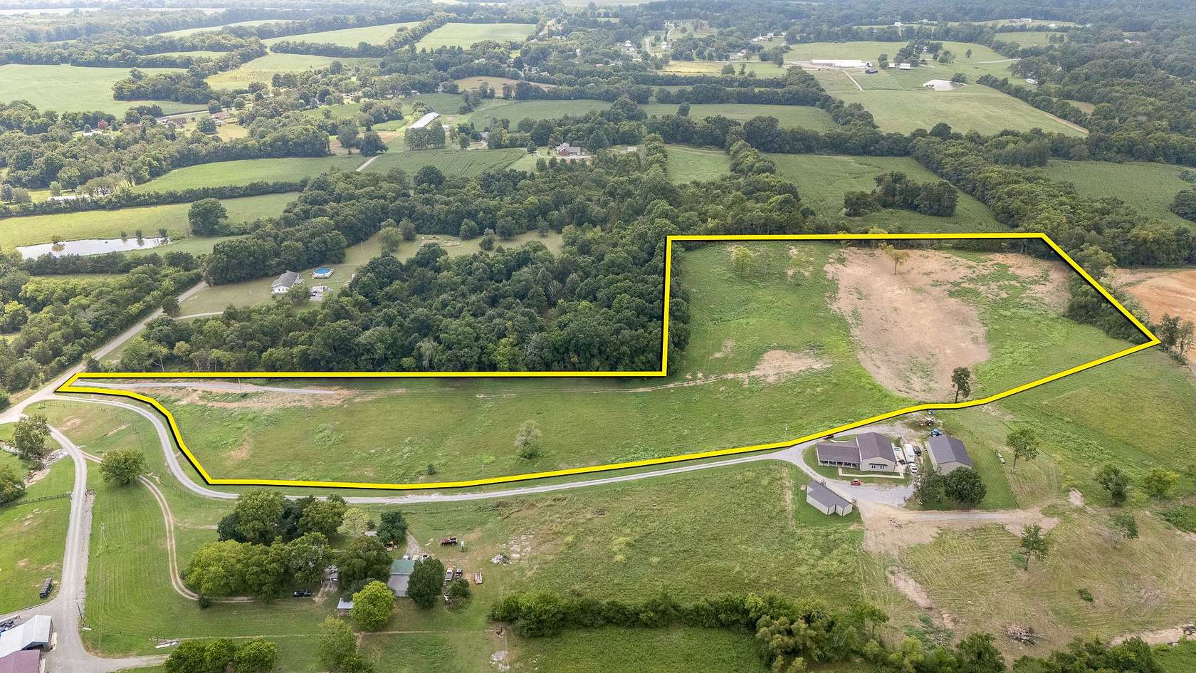 14.6 Acres of Land for Sale in Shelbyville, Tennessee