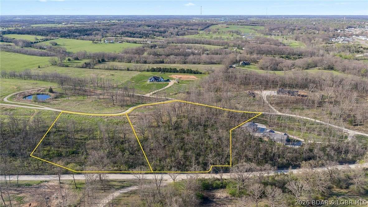 9 Acres of Residential Land for Sale in Eldon, Missouri