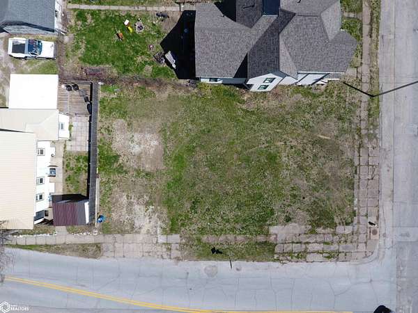 0.14 Acres of Residential Land for Sale in Burlington, Iowa