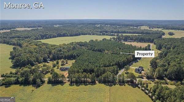 8 Acres of Residential Land for Sale in Madison, Georgia