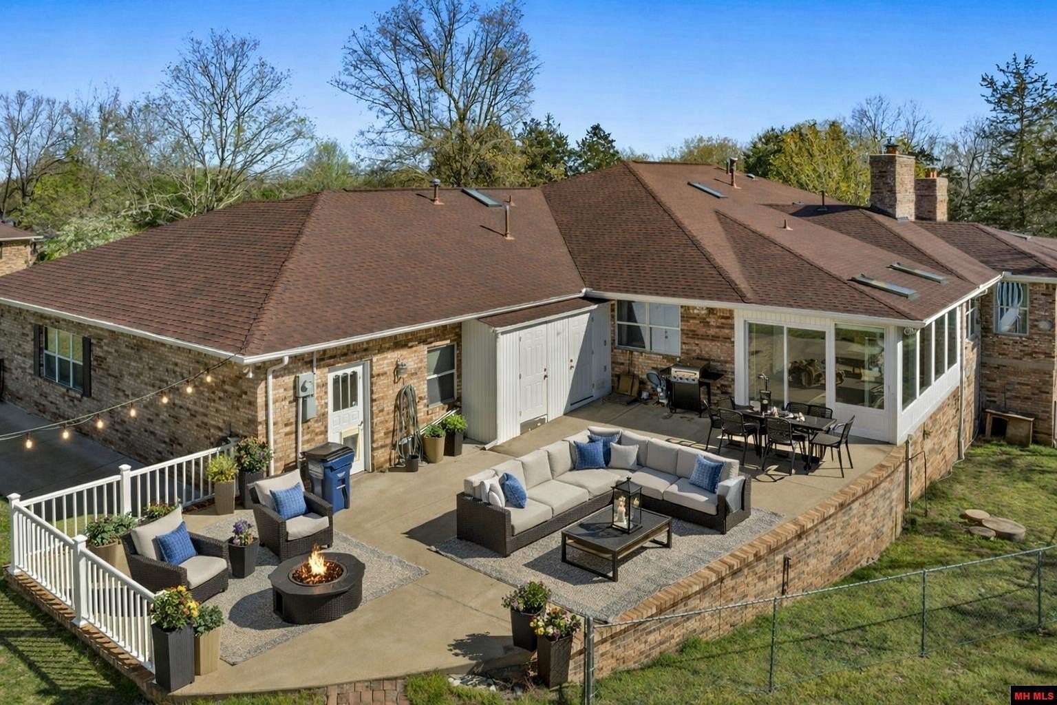 1.6 Acres of Land with Home for Sale in Mountain Home, Arkansas