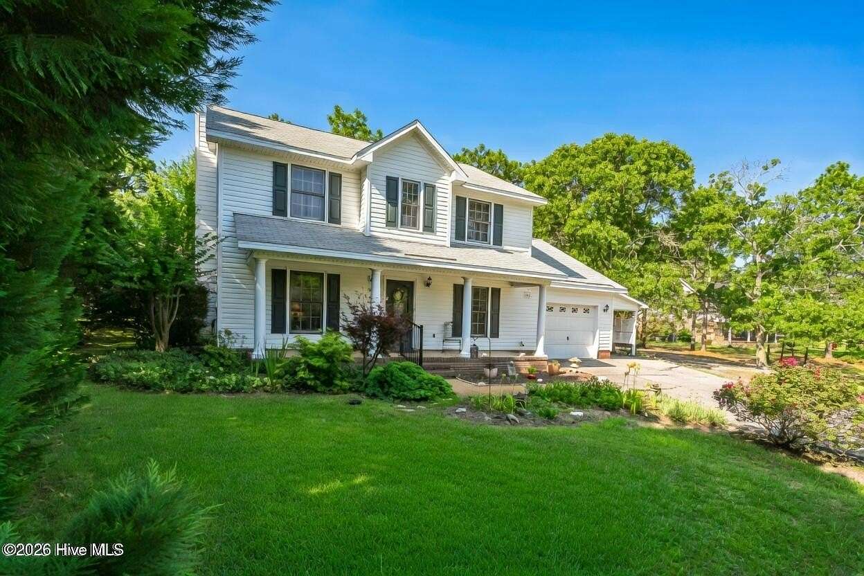 1.5 Acres of Land with Home for Sale in Hope Mills, North Carolina