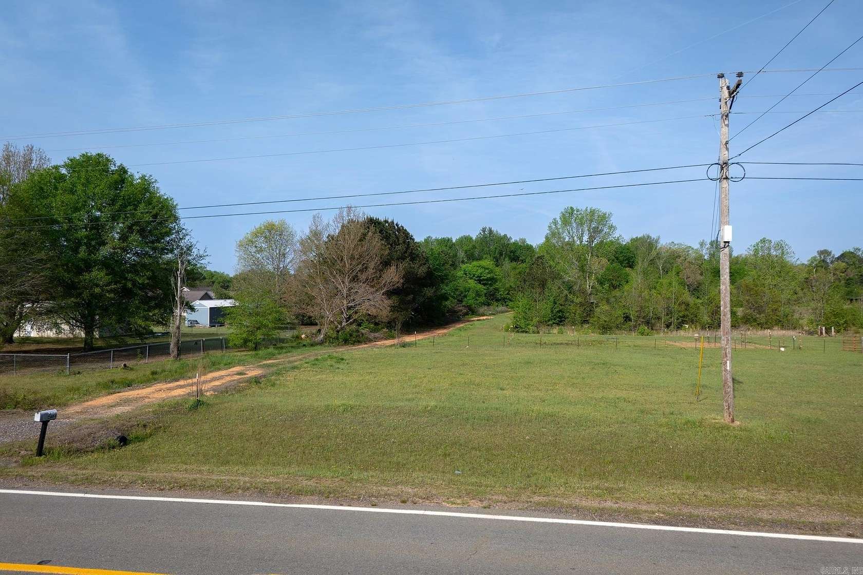8 Acres of Land for Sale in Arkadelphia, Arkansas