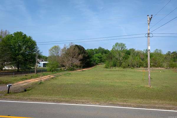 8 Acres of Land for Sale in Arkadelphia, Arkansas