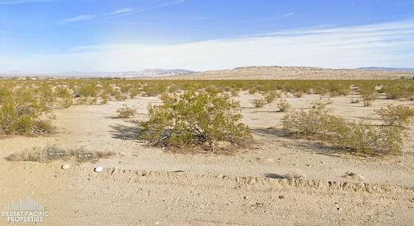 390 Acres of Land for Sale in Twentynine Palms, California