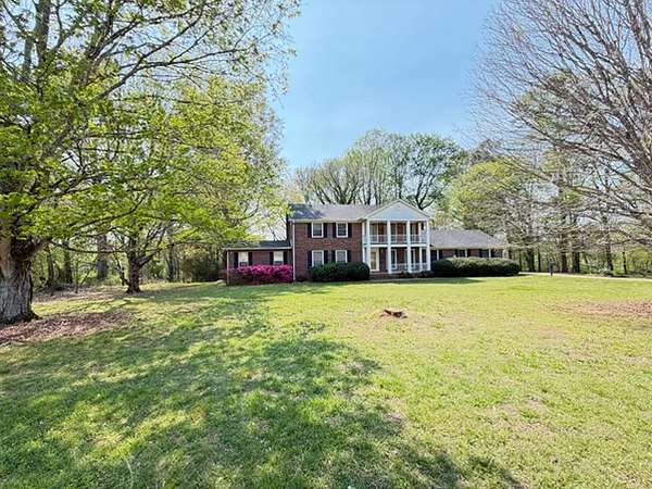 2.4 Acres of Land with Home for Sale in Winchester, Tennessee