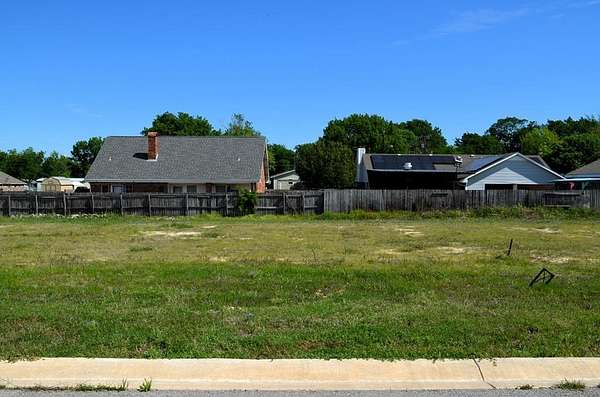0.09 Acres of Land for Sale in Mabank, Texas