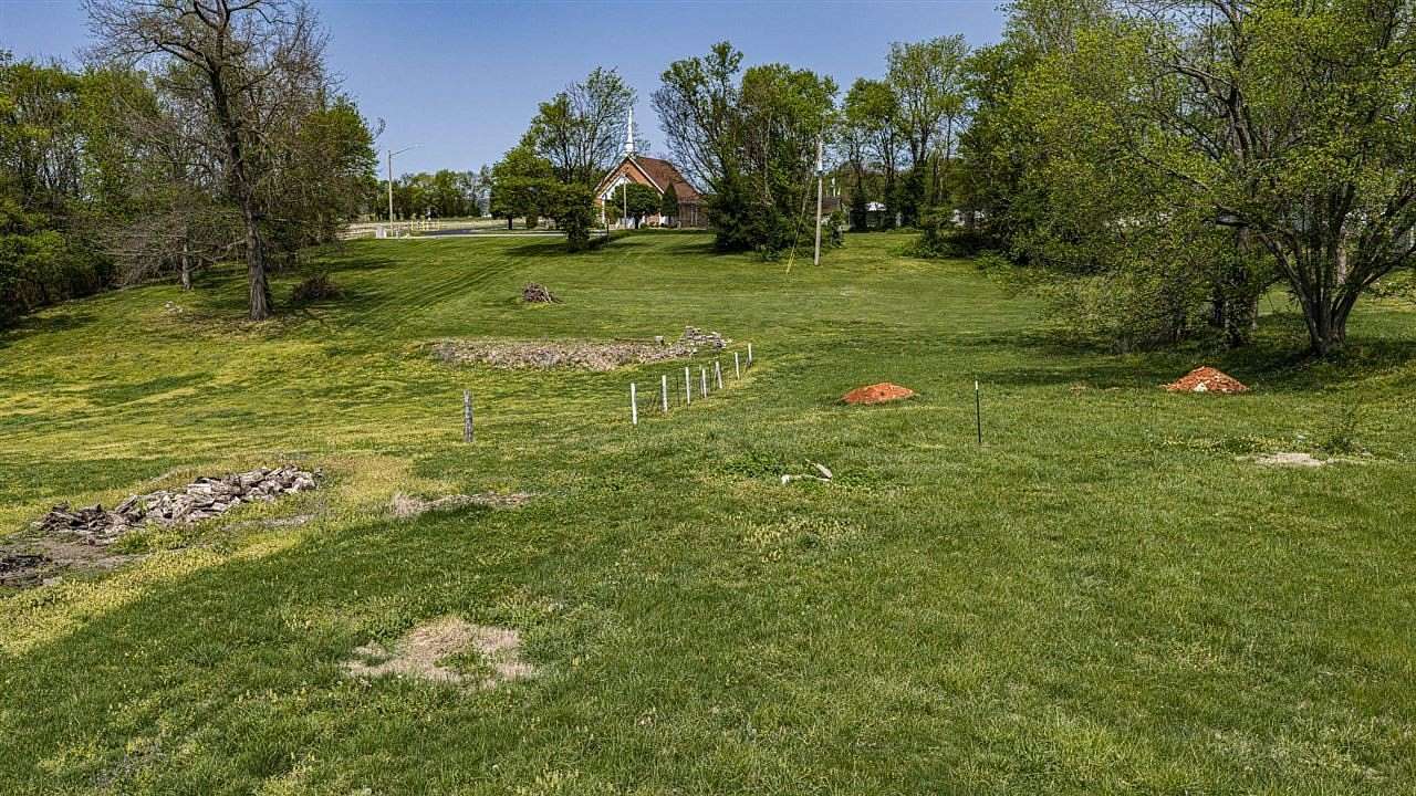0.33 Acres of Residential Land for Sale in Oakland, Kentucky