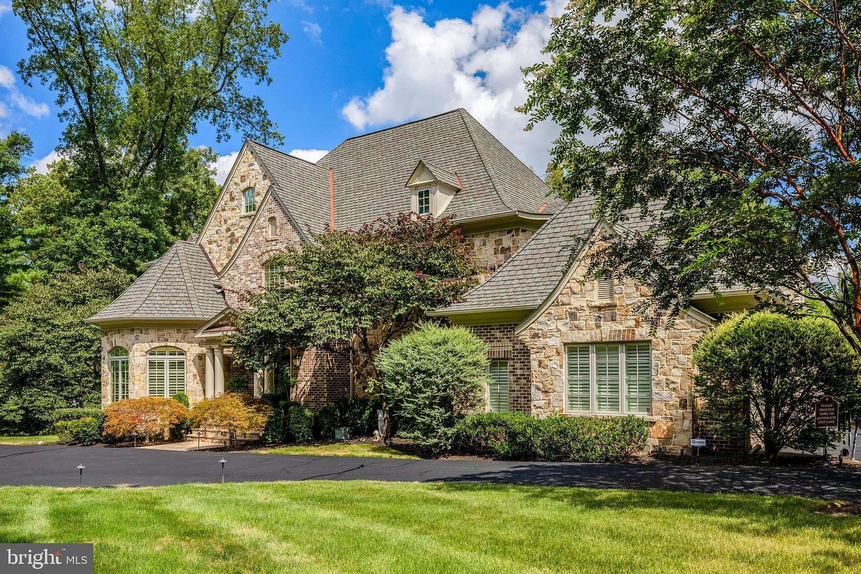 1.53 Acres of Land with Home for Sale in McLean, Virginia