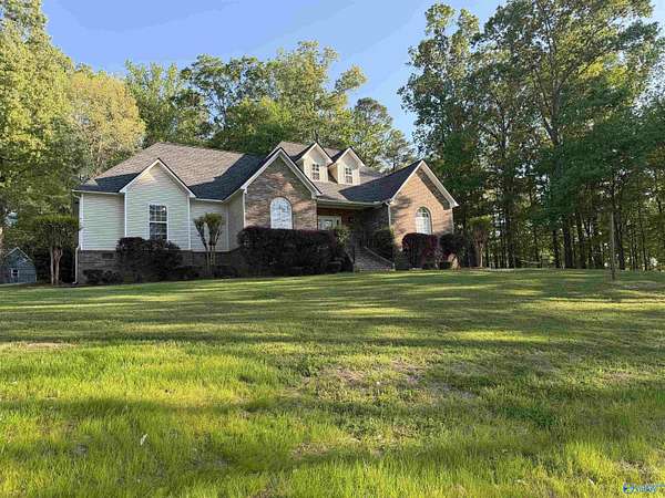 2.58 Acres of Land with Home for Sale in Guntersville, Alabama