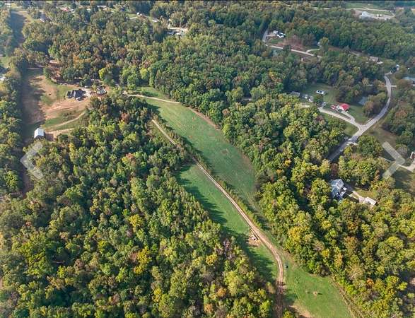 5 Acres of Land with Home for Sale in Clarksville, Tennessee