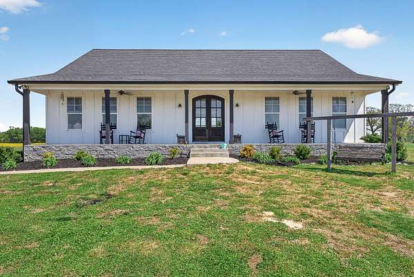 5.57 Acres of Land with Home for Sale in Woodbury, Tennessee