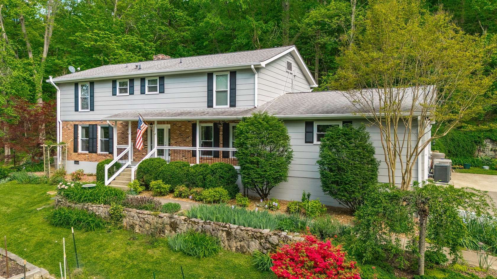 12.1 Acres of Land with Home for Sale in Goodlettsville, Tennessee