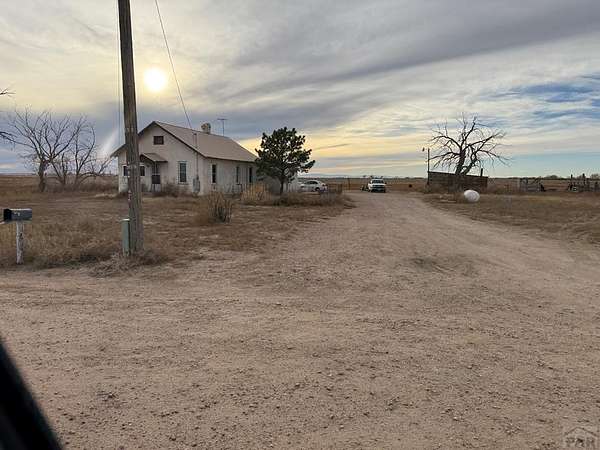 806 Acres of Land with Home for Sale in Ordway, Colorado