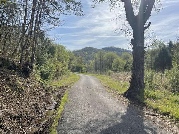 137 Acres of Agricultural & Residential Land for Sale in Barbourville, Kentucky