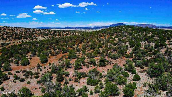10 Acres of Recreational & Residential Land for Sale in Seligman, Arizona
