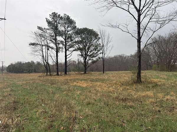 5 Acres of Residential Land for Sale in Scottsville, Kentucky