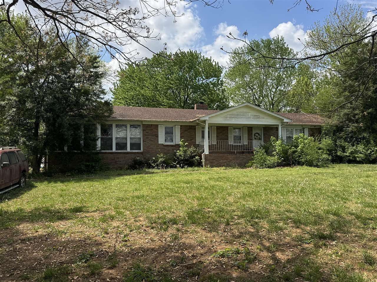 2 Acres of Land with Home for Sale in Russellville, Kentucky