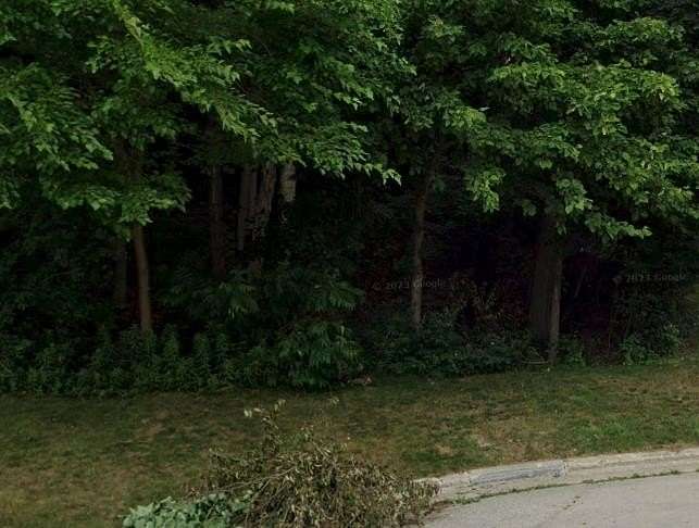 0.98 Acres of Residential Land for Sale in Green Bay, Wisconsin