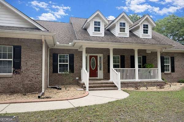 1.5 Acres of Land with Home for Sale in Kingsland, Georgia