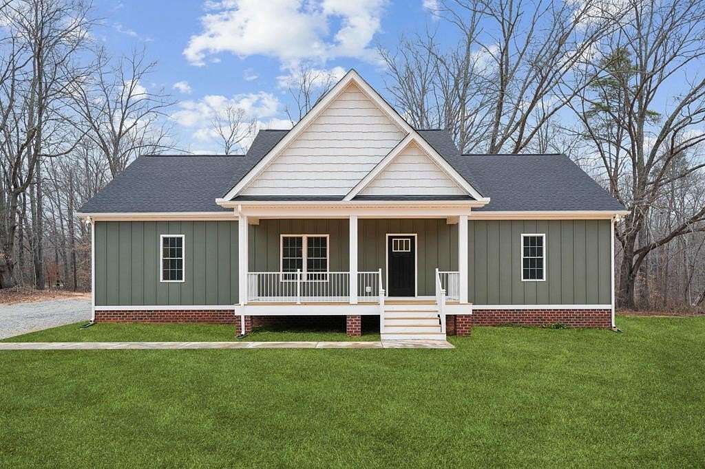 14.7 Acres of Land with Home for Sale in Cumberland, Virginia
