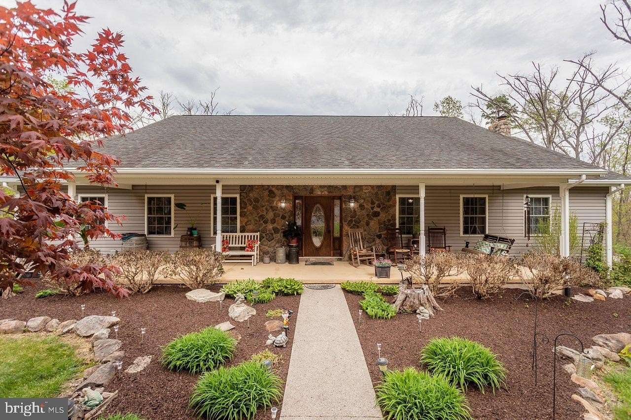 10.2 Acres of Land with Home for Sale in Edinburg, Virginia