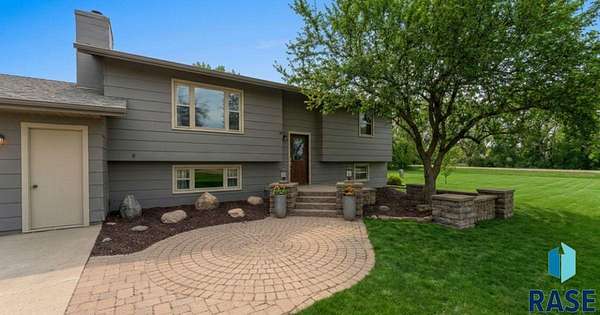 2.47 Acres of Land with Home for Sale in Canton, South Dakota