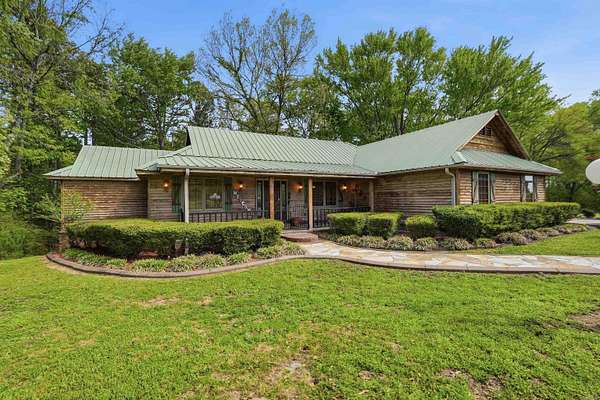 9.5 Acres of Land with Home for Sale in Heber Springs, Arkansas