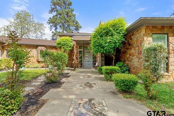 3.34 Acres of Land with Home for Sale in Bullard, Texas